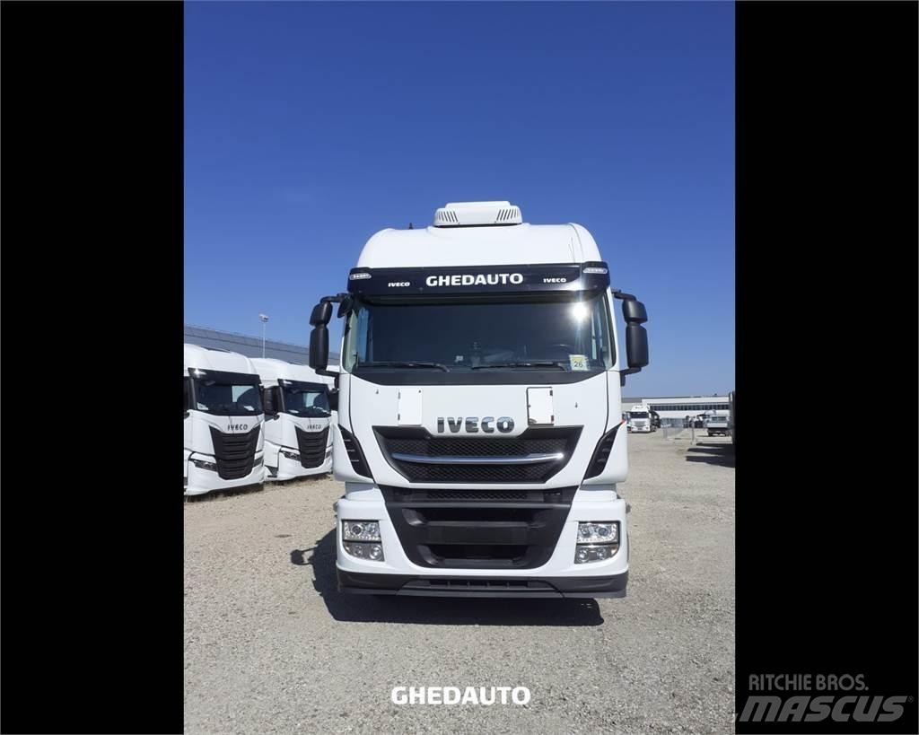 Iveco AS260S48Y Skåpbilar