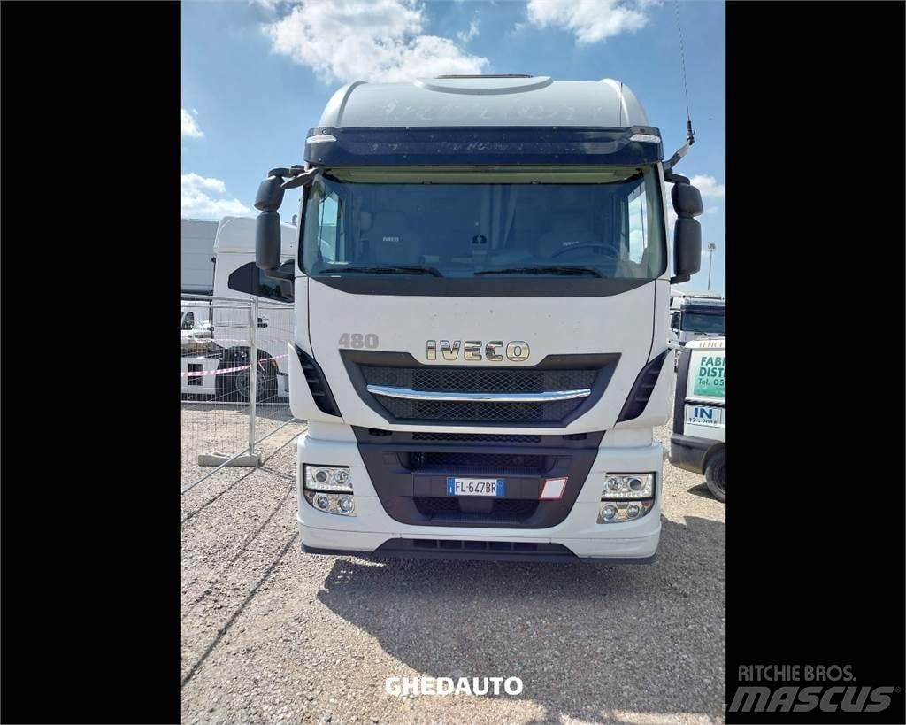 Iveco AS440S48T/P Skåpbilar