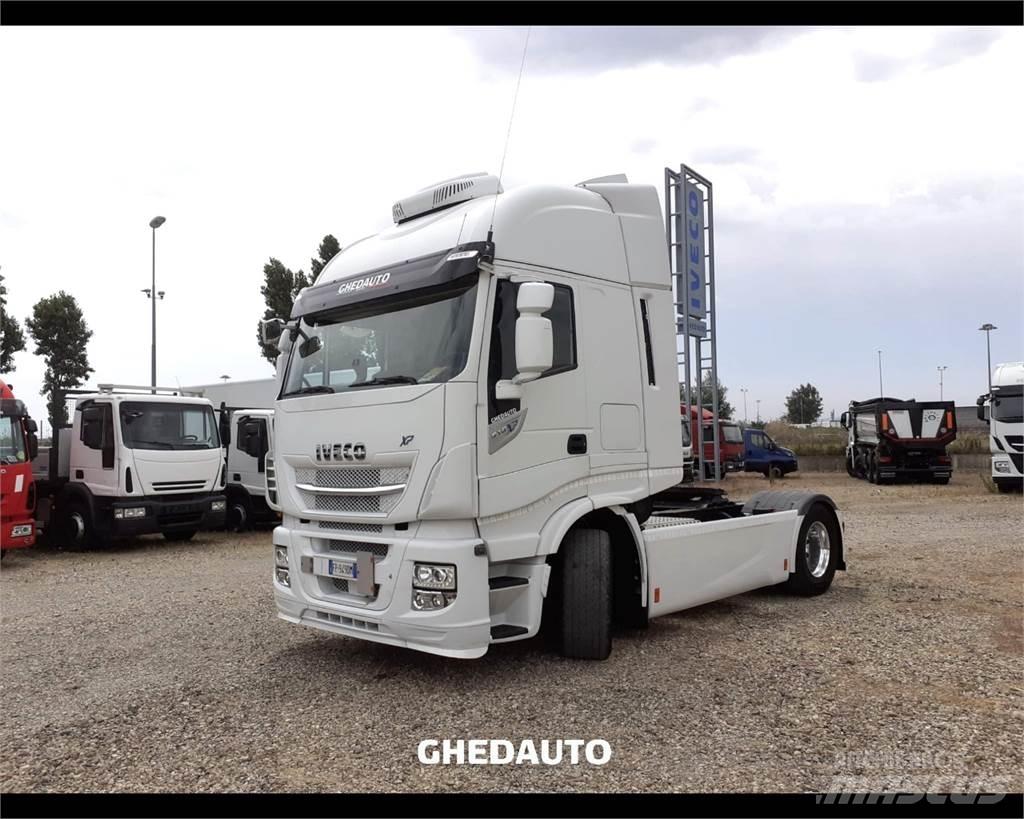 Iveco AS440ST/P Skåpbilar