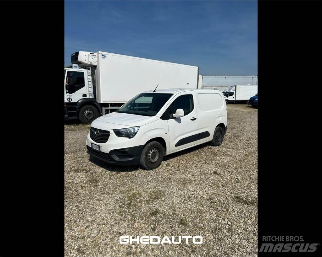 Opel Combo III 2012 Lätta lastbilar