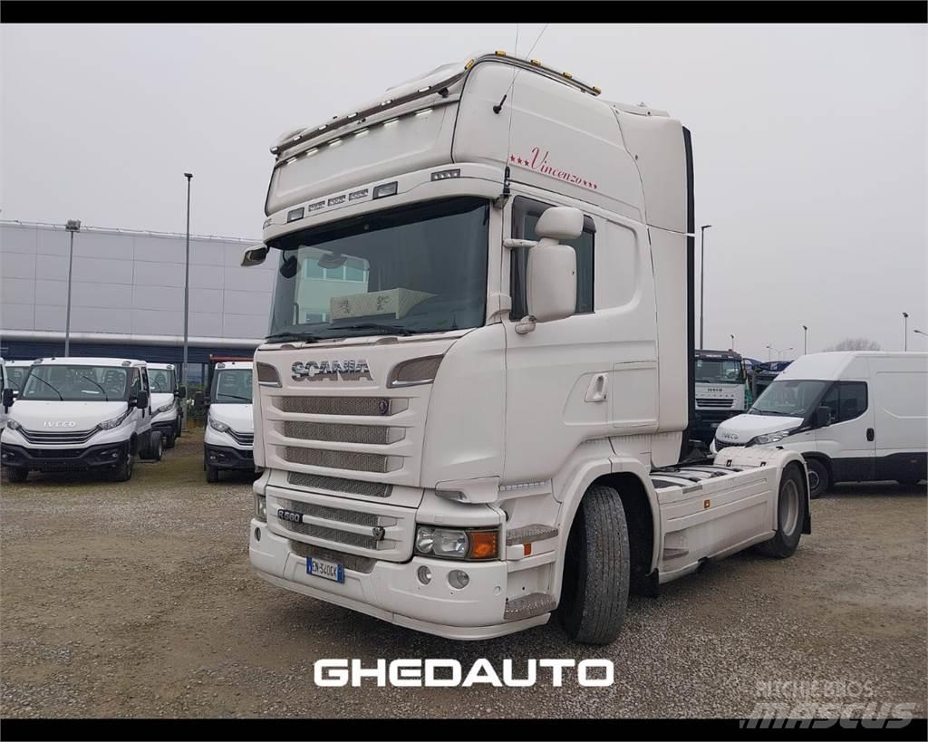 Scania R560 - TRATTORE Skåpbilar