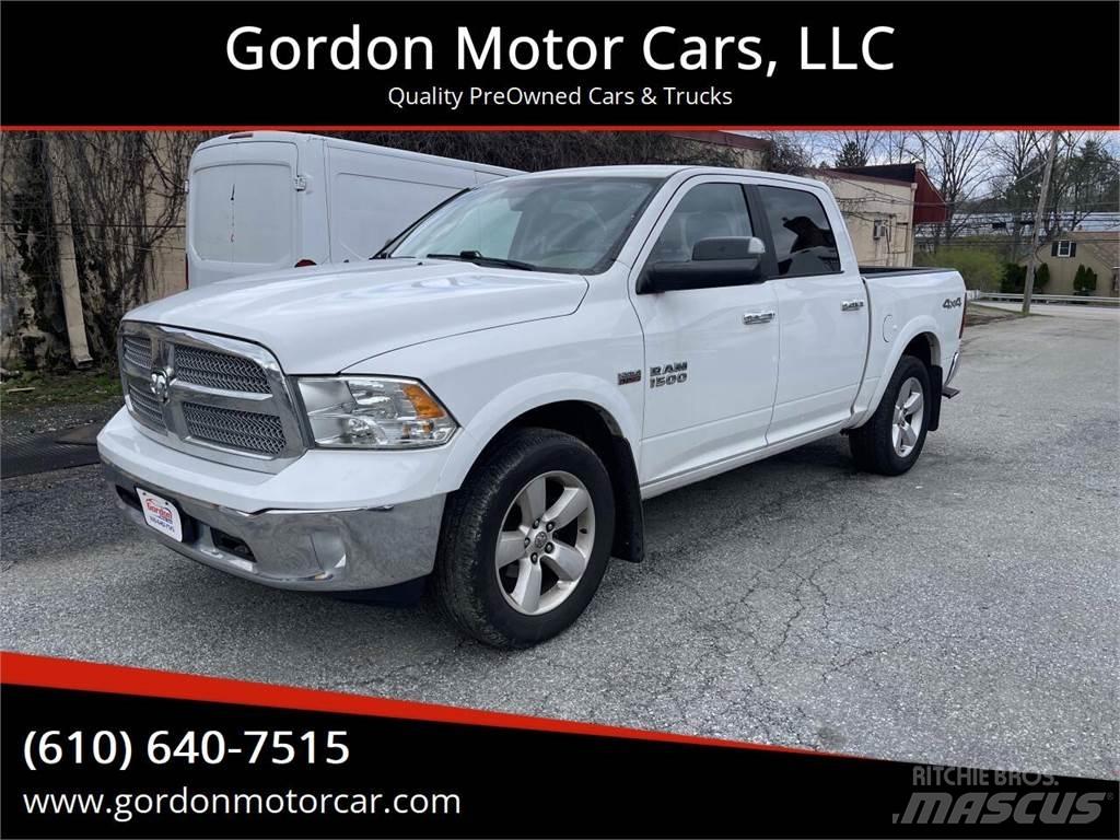 RAM 1500 Flakbilar/Pickuper