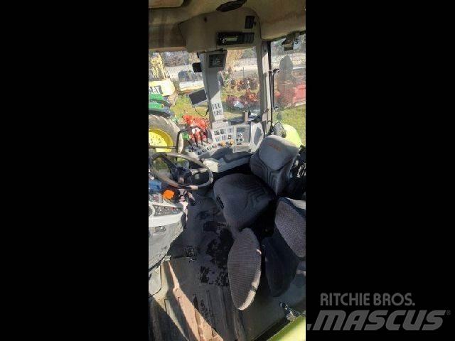 CLAAS AXION 840 Traktorer