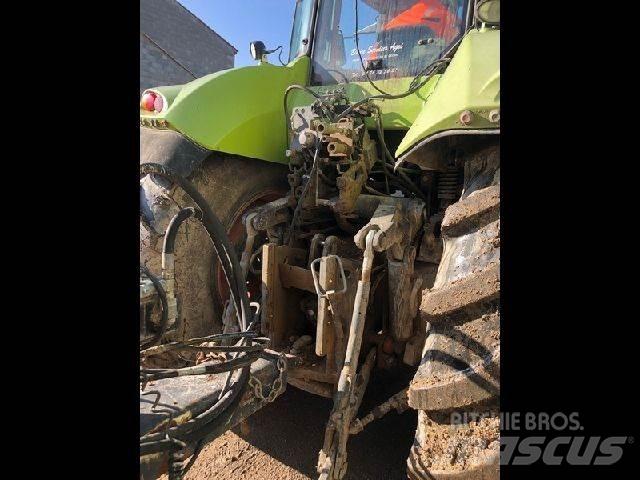 CLAAS AXION 850 Traktorer