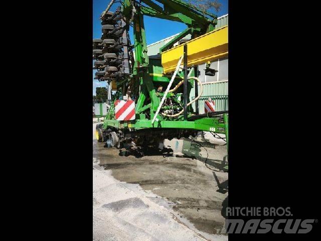 John Deere 750A Övriga såddmaskiner och sättningsmaskiner