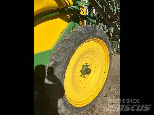 John Deere 824 SE Dragna sprutor