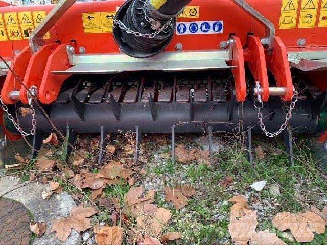 Kuhn TRP 145 Sladdar