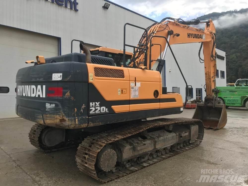 Hyundai HX220L Bandgrävare