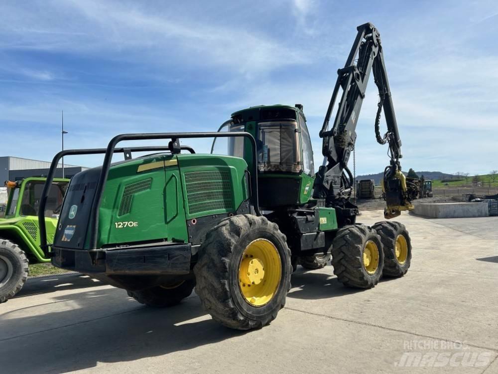 John Deere 1270E Fällare-läggare