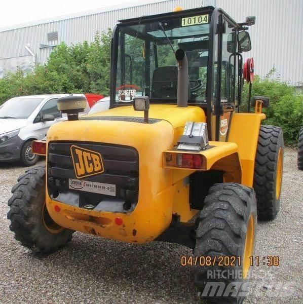 JCB 940-4 Terrängtruck