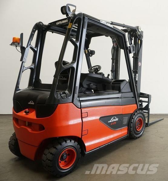 Linde E 25 387 Elmotviktstruckar