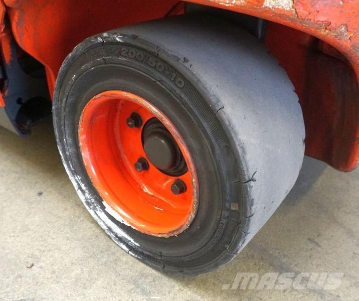 Linde E 30 387 Elmotviktstruckar