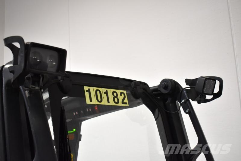 Linde E 30 387 Elmotviktstruckar