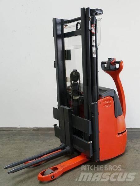 Linde L 10 379 Staplare