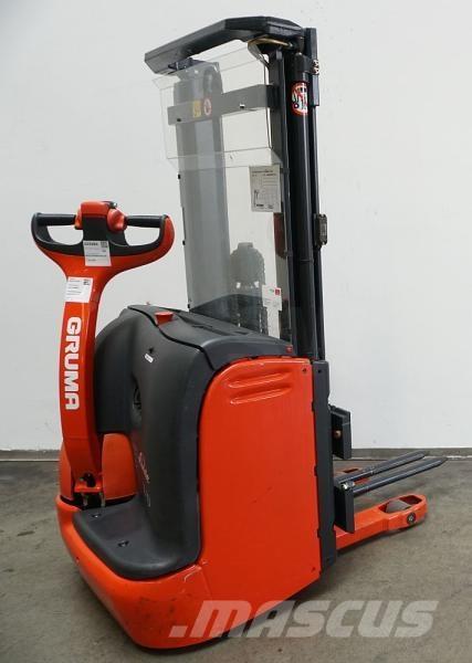 Linde L 10 379 Staplare