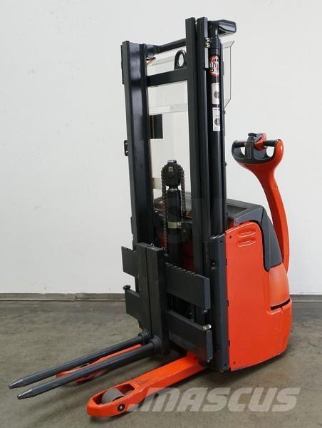 Linde L 10 379 Staplare