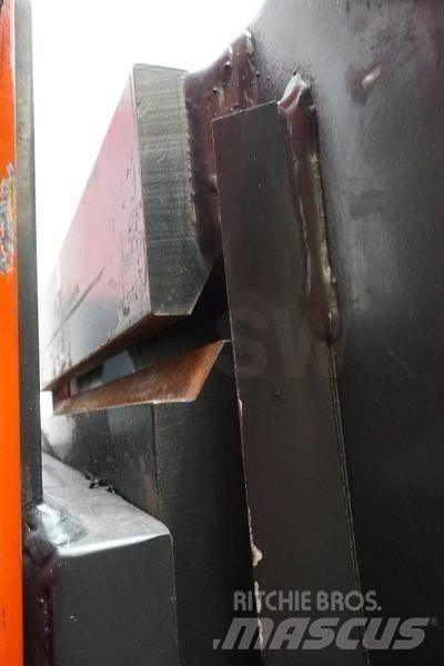 Linde T 30 131 Låglyftare utan plattform