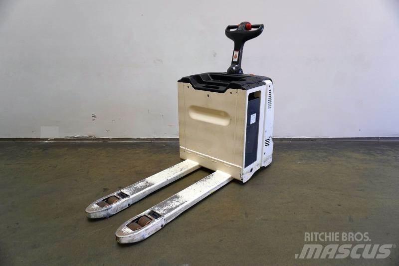 Linde T 30 131 Låglyftare utan plattform