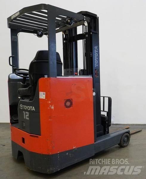 Toyota 6FBRE12 Skjutstativtruck