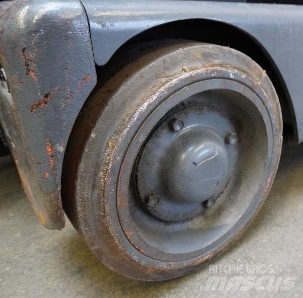 Toyota 6FBRE12 Skjutstativtruck