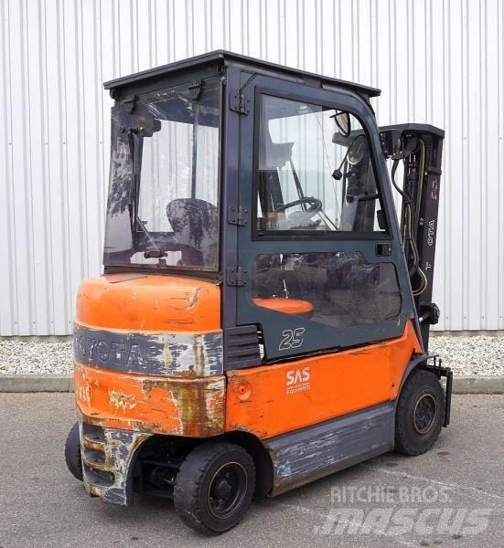 Toyota 7FBMF25 Övriga motviktstruckar