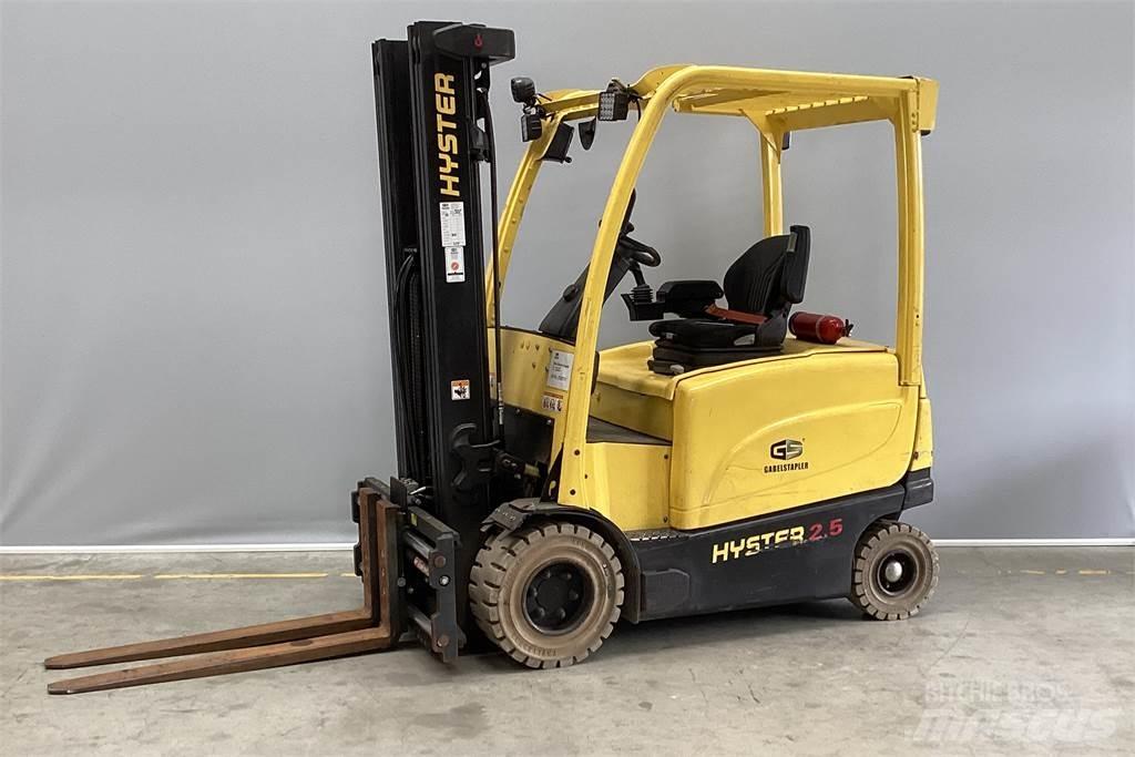 Hyster J2.5XN Elmotviktstruckar