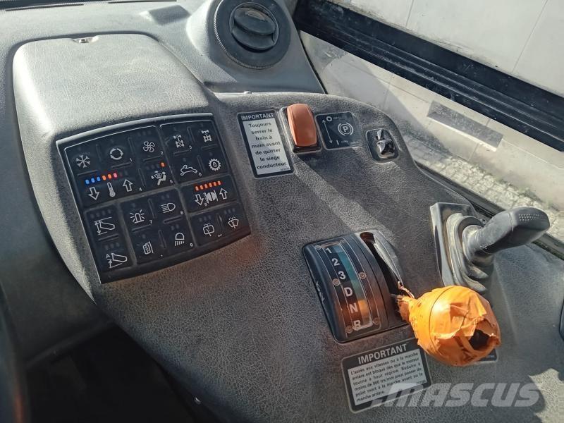 Bell B30D Midjestyrd dumper