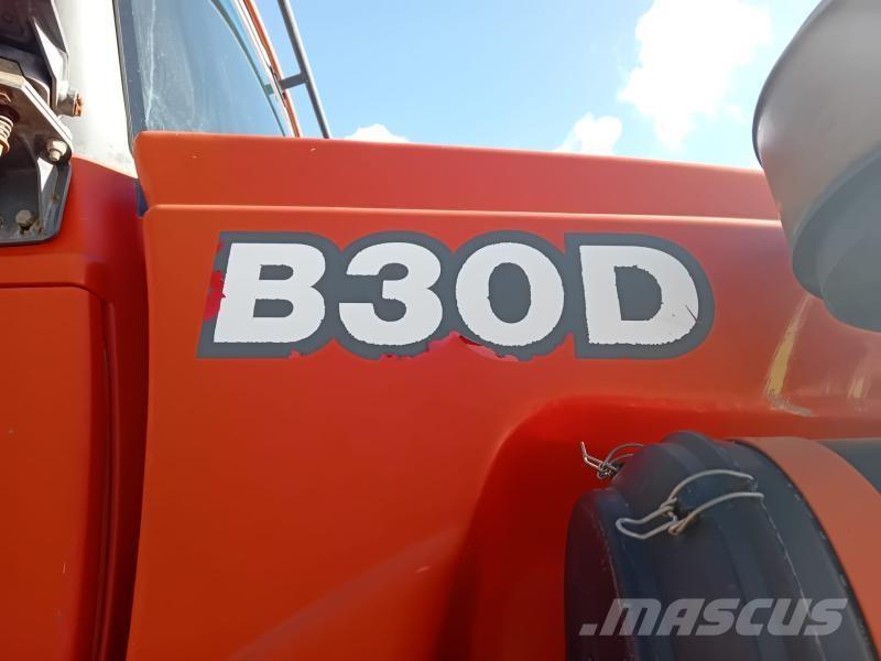 Bell B30D Midjestyrd dumper