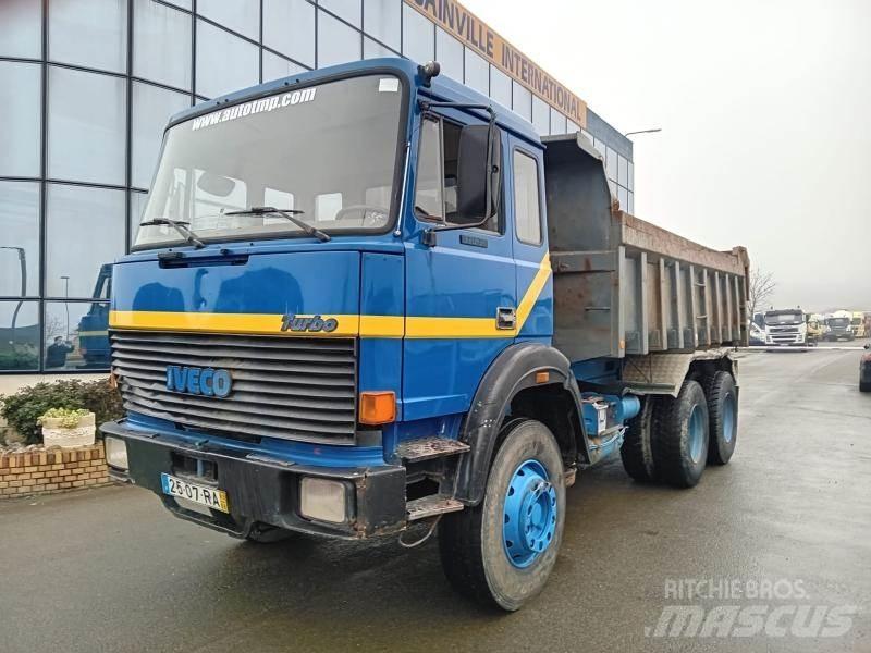Iveco 260 36H Tippbilar