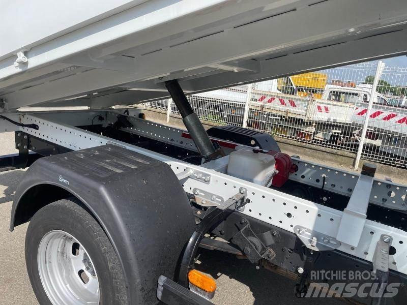 Iveco Daily Flakbilar/Pickuper