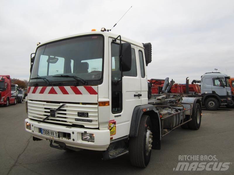 Volvo FL6 19 Lastväxlare med kabellift