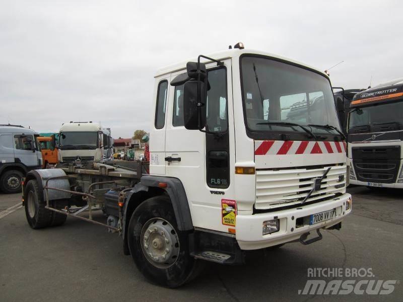 Volvo FL6 19 Lastväxlare med kabellift