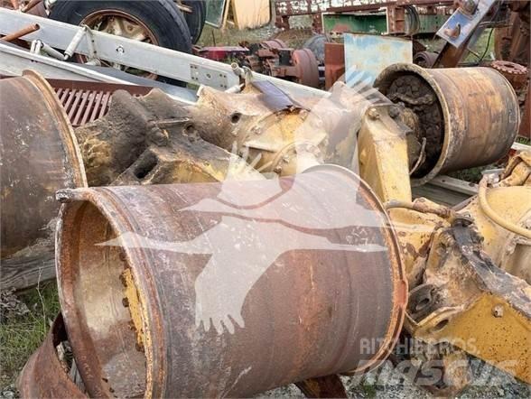 CAT D40D Midjestyrd dumper