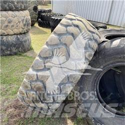 MAXAM 20.5R25 Däck, hjul och fälgar