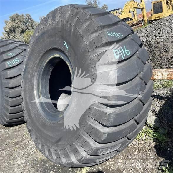 Titan 29.5x25 Däck, hjul och fälgar