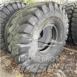 Toyo 18.00X25 Däck, hjul och fälgar