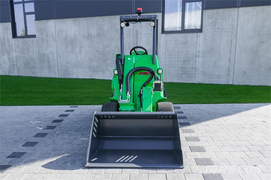 Avant M 423 Minigrävare < 7t
