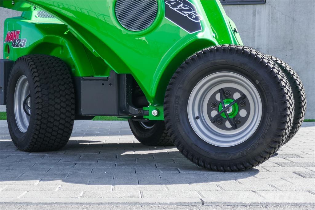 Avant M 423 Minigrävare < 7t