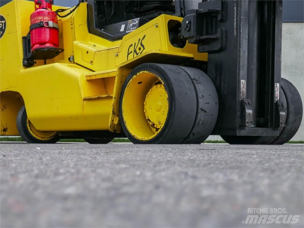 Hoist F 300-30 Gasolmotviktstruckar