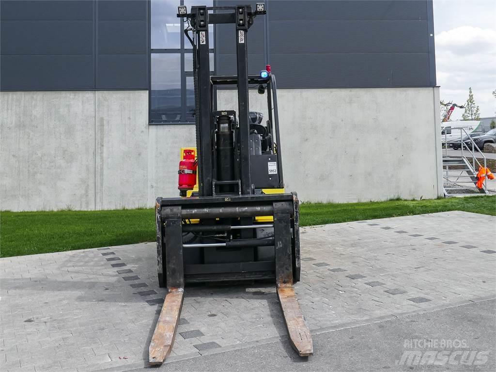 Hoist F 300-30 Gasolmotviktstruckar