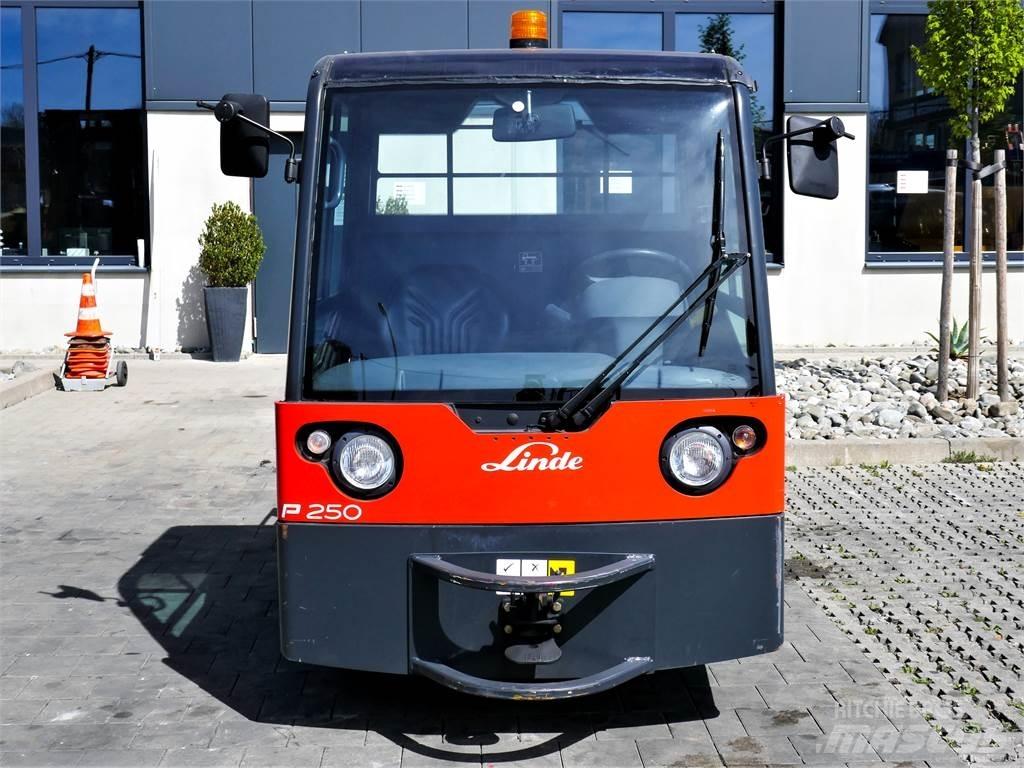 Linde P 250 Dragtruck