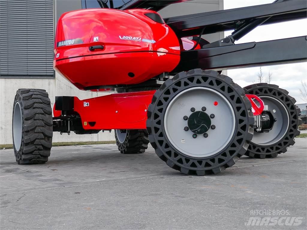 Manitou 200 ATJ Bomliftar