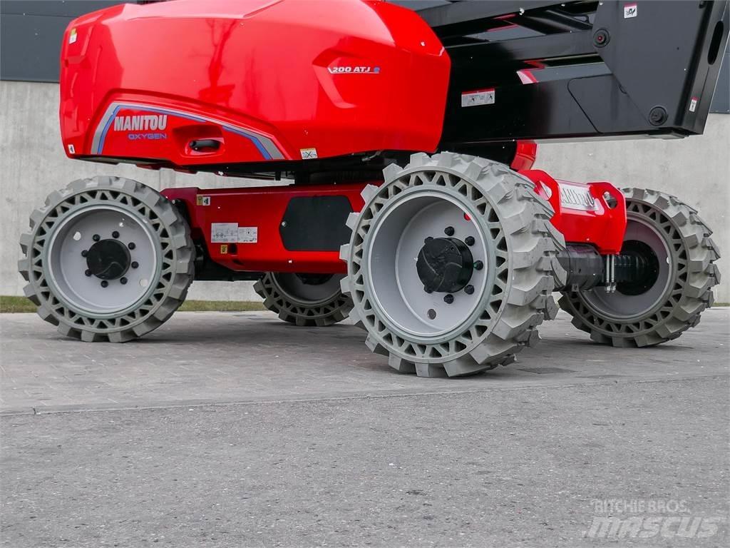 Manitou 200 ATJE Bomliftar