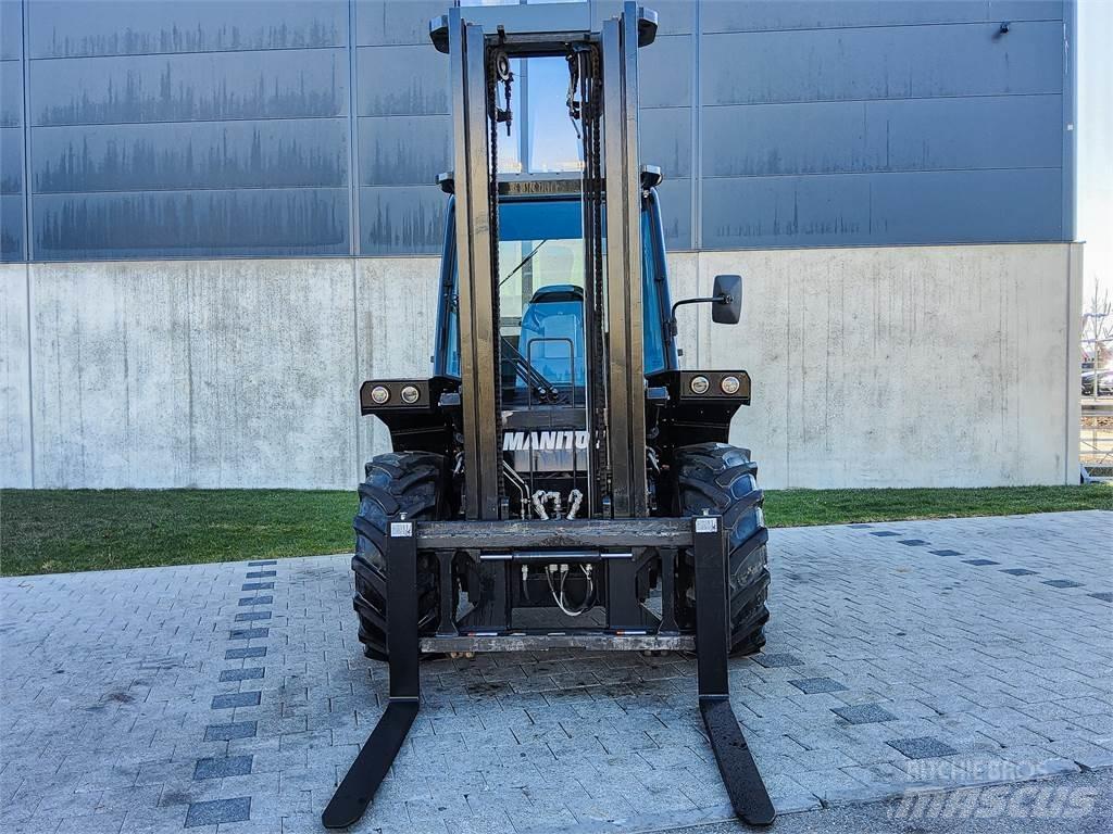 Manitou M 30-4 Terrängtruck