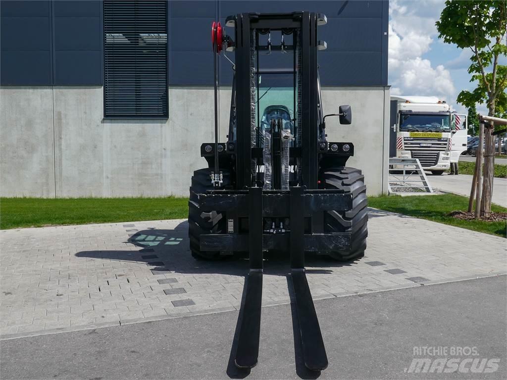 Manitou M 50-4 Terrängtruck