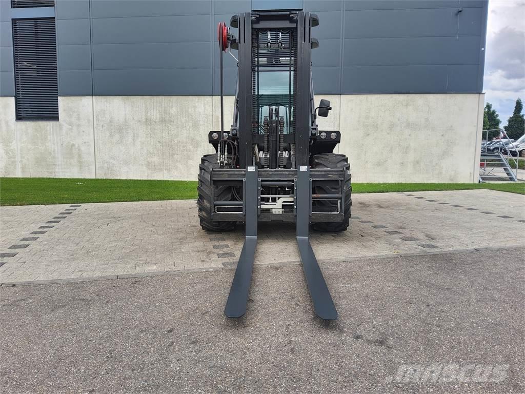 Manitou M 50-4 Terrängtruck