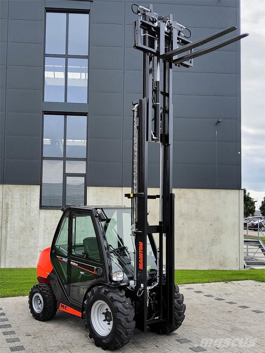 Manitou MC 25-4 Terrängtruck