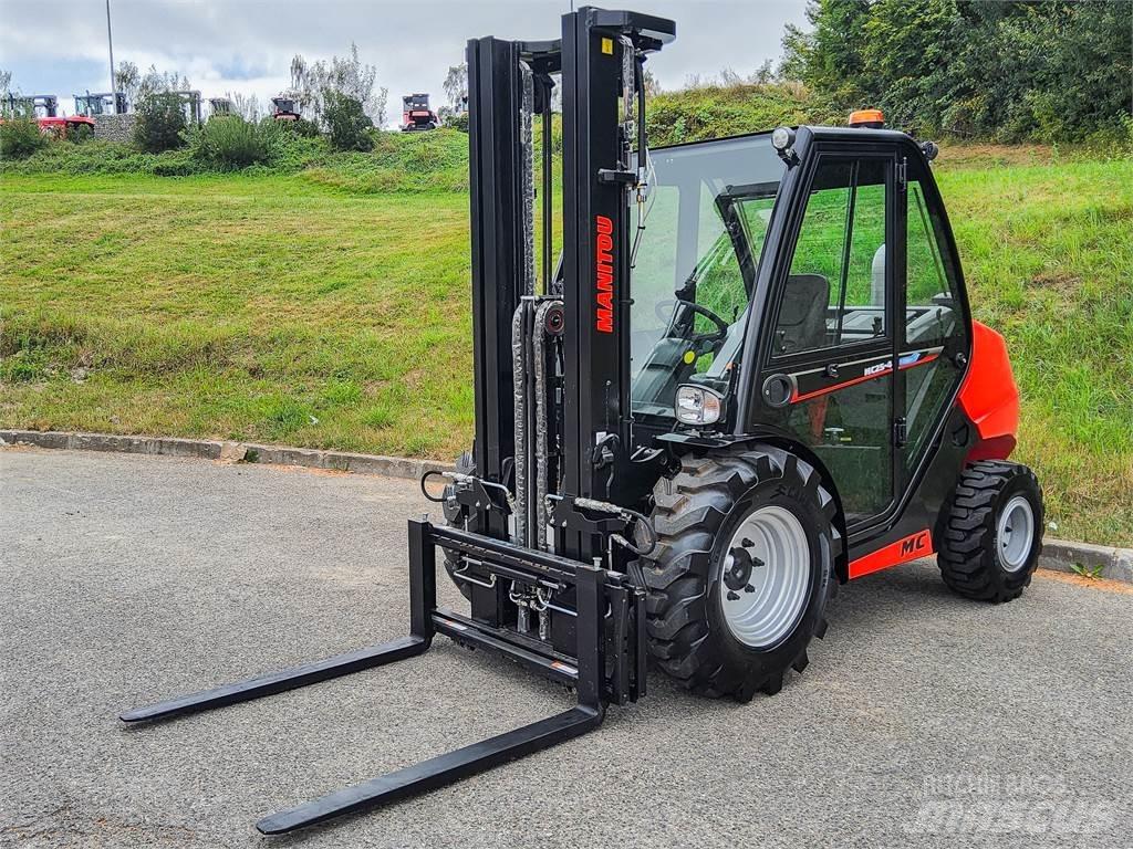 Manitou MC 25-4 Terrängtruck