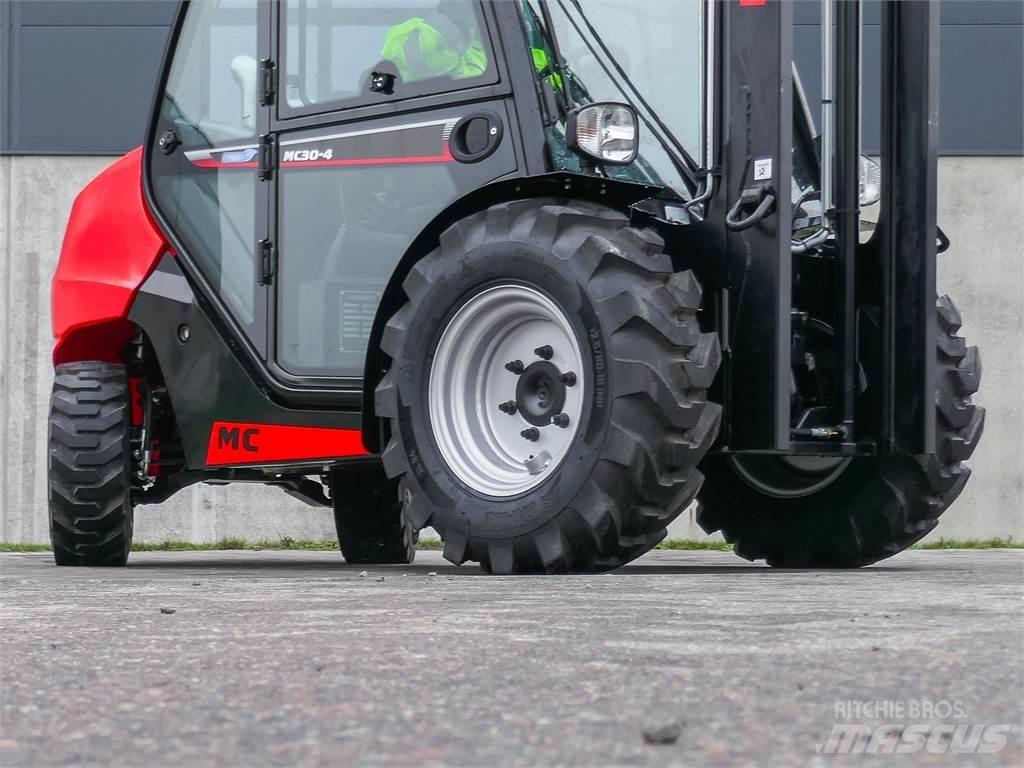 Manitou MC 30-4 Terrängtruck