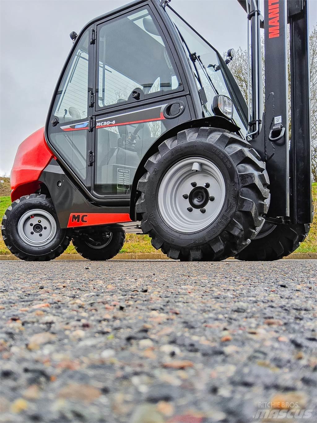Manitou MC 30-4 Terrängtruck